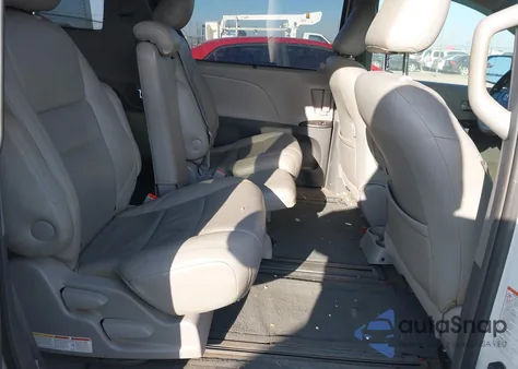 2015 Toyota Sienna Le 8 Passenger из США, поврежденный, VIN 5TDKK3DC7FS566624